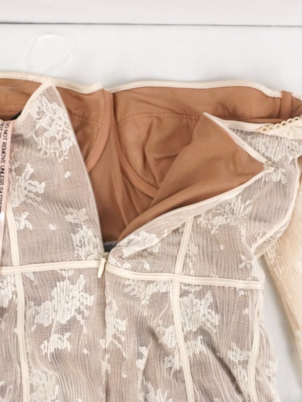 House of CB Delilah Cream Lace Maxi Dress in Size L+ Bigger Cup (D-E) - NWT - Picture 6 of 10